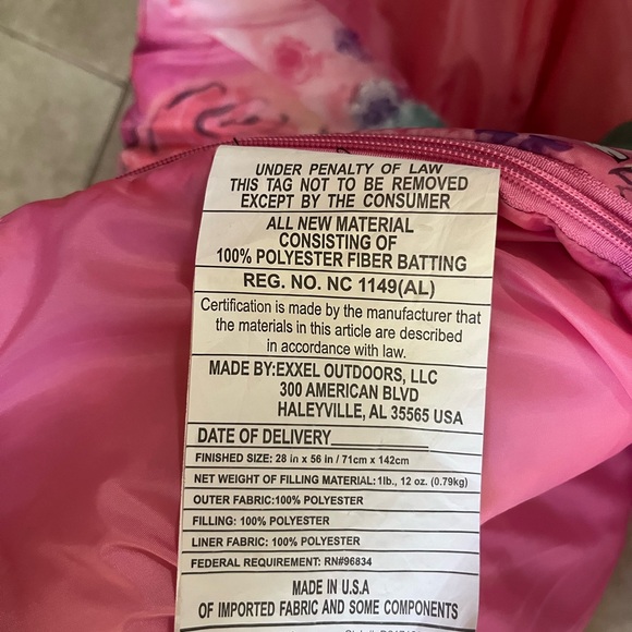 Disney Princess Princesses Pink Kids Sleeping Bag dare to dream
55x26 - Picture 2 of 5